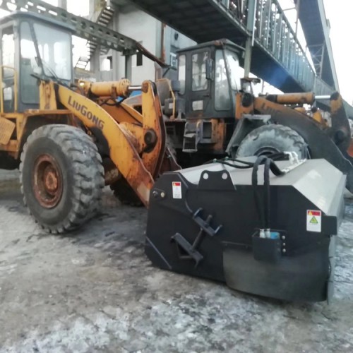 953鏟車裝清掃器 30鏟車掃路車 50裝載機(jī)改掃路車