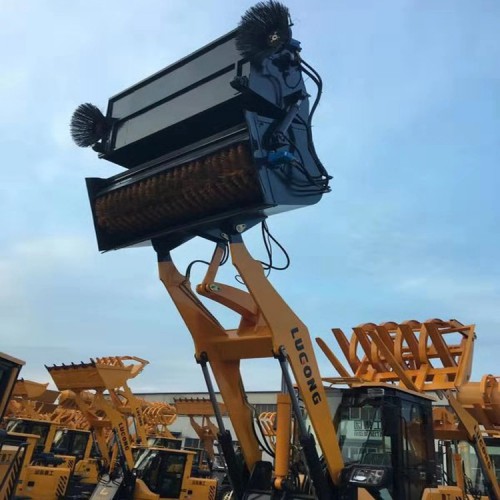 20鏟車改掃地機(jī) 918 930 936鏟車改掃地機(jī)專業(yè)改裝