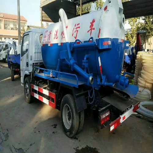 山東小型吸糞車生產廠家