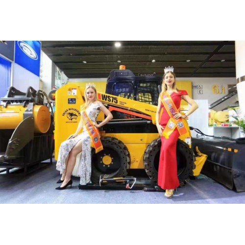 滑移裝載機(jī)掃地機(jī) 滑移裝載機(jī)清掃車 滑移裝載機(jī)清掃機(jī)