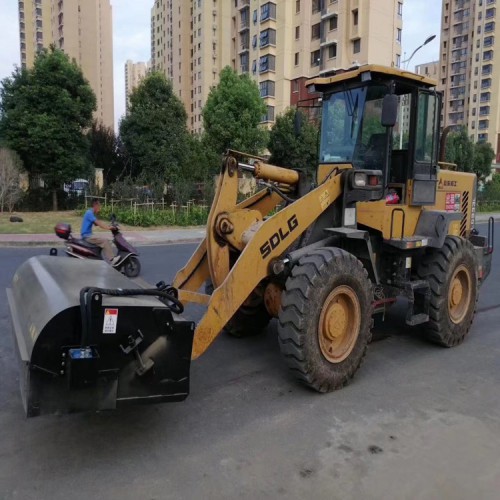 裝載機(jī)掃路車價(jià)格 裝載機(jī)改裝清掃車價(jià)格