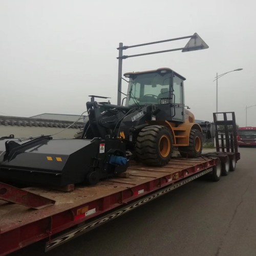 裝載機掃路 裝載機馬路垃圾清掃收集車