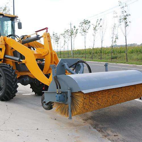 938裝載機(jī)安裝除雪滾刷 加裝滾刷斜掃除雪機(jī) 國(guó)產(chǎn)除冰雪設(shè)備