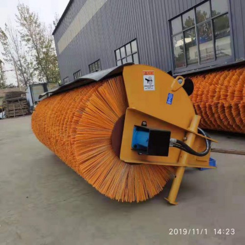 滾刷除雪車 除雪設備 冬季除冰雪設備 多功能滑移除雪車 除雪