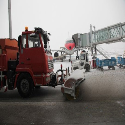清雪車 配除雪刷 冬季除冰雪設(shè)備 機(jī)械化除冰雪