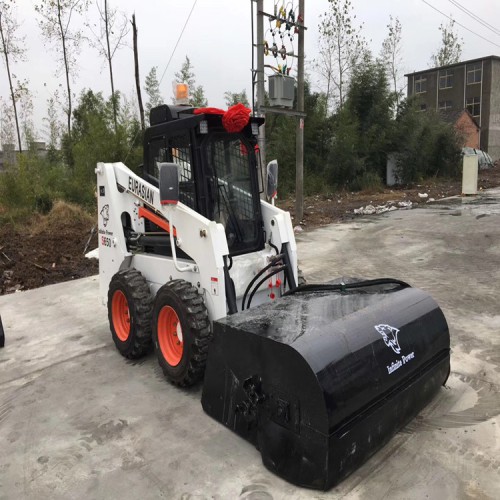 裝載機(jī)清掃頭 裝載機(jī)掃路頭 滑移鏟車掃路頭 路面清掃頭