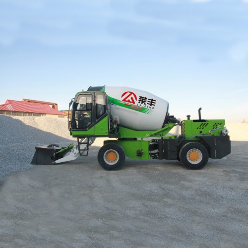 四川流動上料攪拌車中小型混凝土攪拌 工地砂子攪拌車送貨上門敏