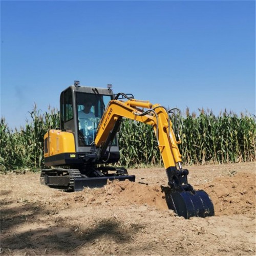 內江小型開溝機 山區開溝機 微型挖掘機萊豐廠家直銷雪