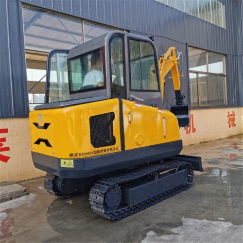 宜賓礦山挖掘機 土方挖掘機 窯洞挖掘機送貨到家雪