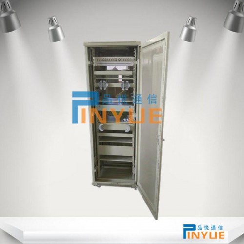 19寸標(biāo)準(zhǔn)機柜