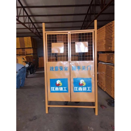 工地樓層施工電梯安全門(mén) 升降機(jī)施工電梯安全防護(hù)門(mén) 施工電梯門(mén)