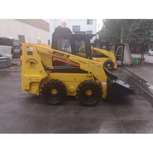 無(wú)塵清掃車(chē) 滑移清掃車(chē) 裝載機(jī)清掃器 裝載機(jī)改裝滾刷清掃器