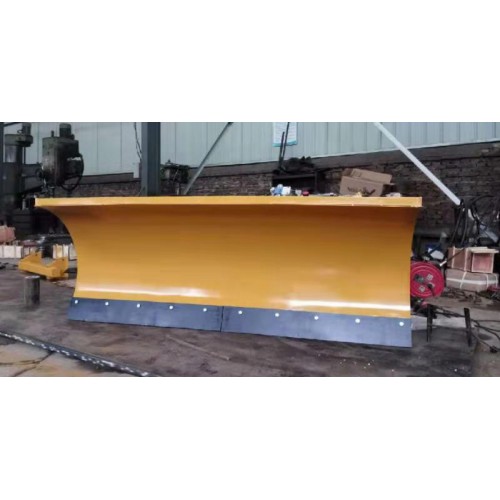 滾刷除雪車-卡車推雪鏟-專業除雪設備-推雪板-除雪刷