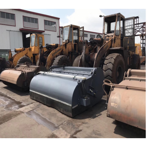 50鏟車清掃機(jī) 滑移掃地車 水穩(wěn)清掃器 裝載機(jī)前置清掃器