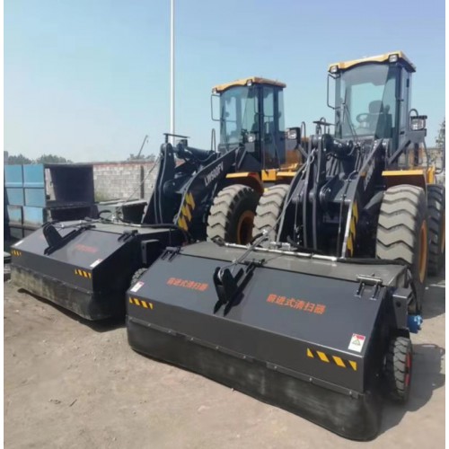50鏟車掃地機 鏟車滾筒掃地機 小鏟車帶的掃地機前進公司