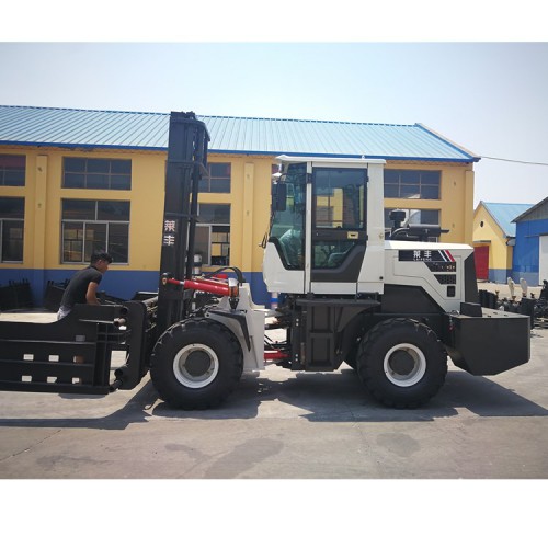 泥濘路叉車  工程搬運 物流 倉庫搬運車 萊豐 定制廠家