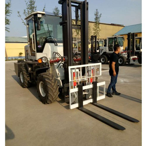 越野叉車廠家  品質保障 防滑叉車 萊豐 越野叉車 種類齊全