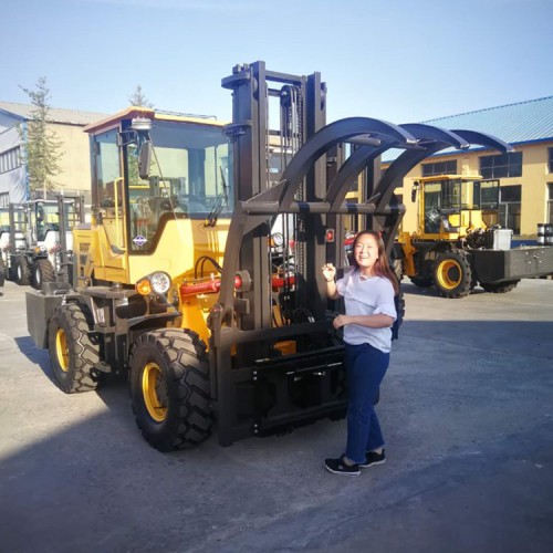 可以裝鏟斗  現貨直銷 離地間隙高 萊豐 越野叉車 質優價廉