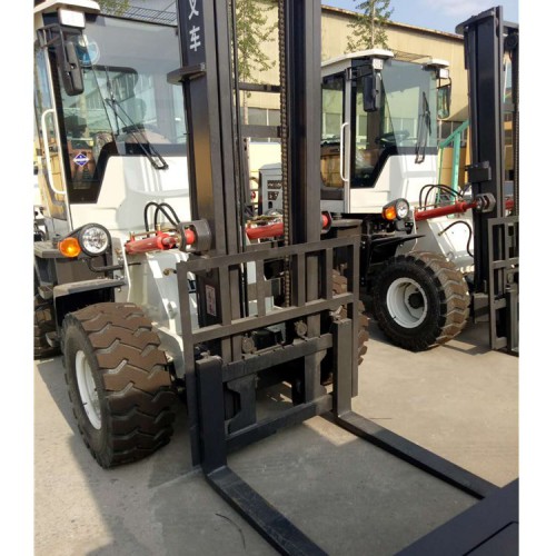 越野加鏟斗  直銷 裝車四驅叉車 萊豐 越野叉車 性價比高