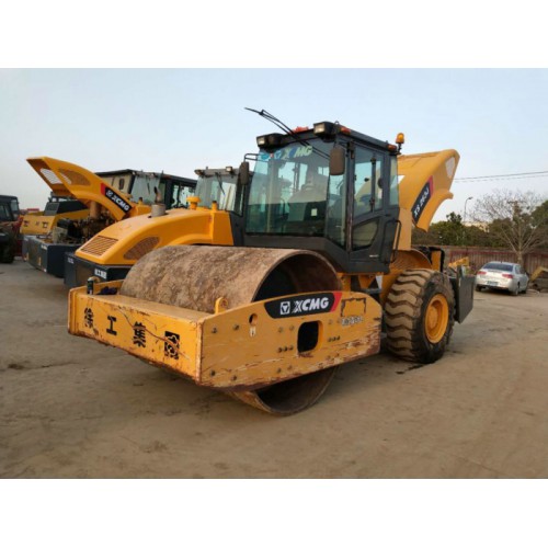 二手22噸震動(dòng)壓路機(jī),二手徐工22噸壓路機(jī)購(gòu)買(mǎi)