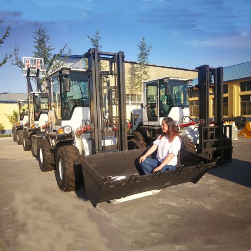 越加鏟斗  現(xiàn)貨出售 裝鏟斗叉車 萊豐 越叉車 歡迎訂購