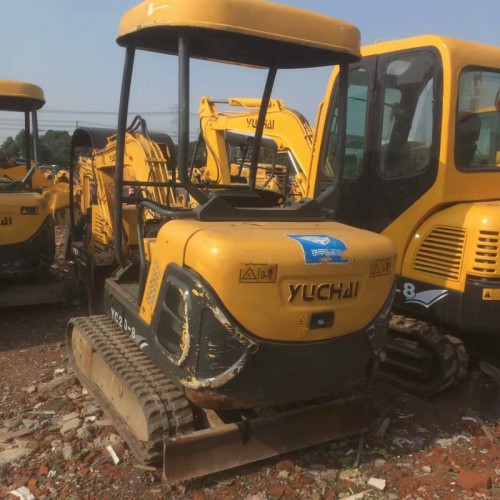 轉(zhuǎn)讓原裝玉柴13挖掘機(jī),帶先導(dǎo)二手20微型挖機(jī)