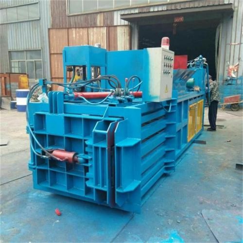 廢紙半自動(dòng)打包機(jī)