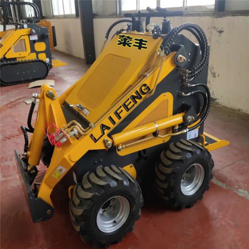 滑移小鏟車 操作簡單滑移小鏟車 微型小鏟車全新