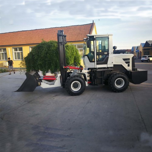 越野加鏟斗  常年供應 多級門架叉車 越野叉車 配置齊全