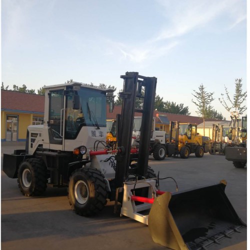 可以裝鏟斗  價格便宜 多級門架叉車 越野叉車 高品質