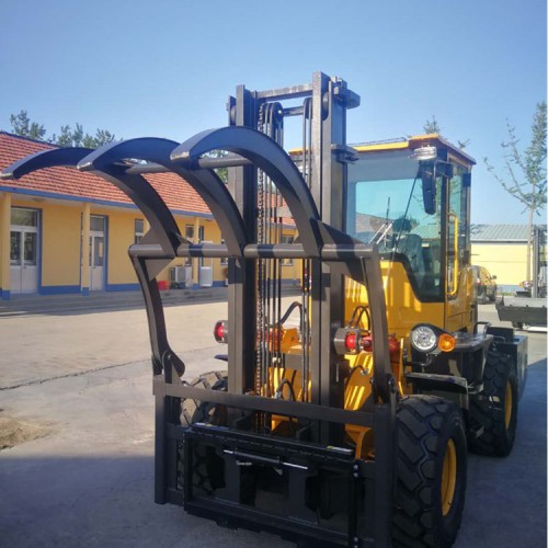 大馬力叉車  廠家直銷 貨物堆垛叉車 越野叉車 量大從優(yōu)