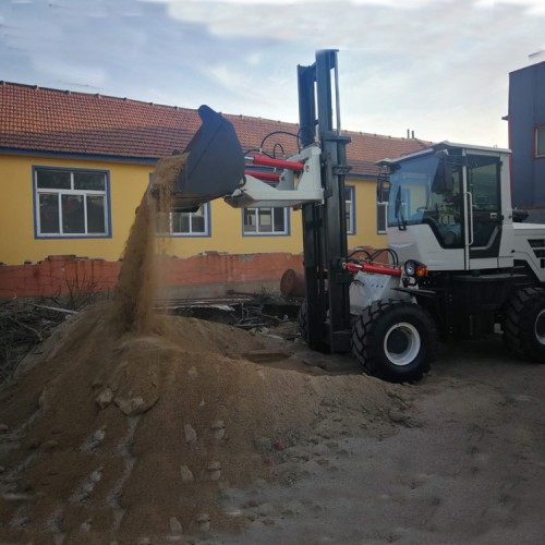 多功能叉車  廠家直銷 四驅(qū)叉車 越野叉車 量大從優(yōu)