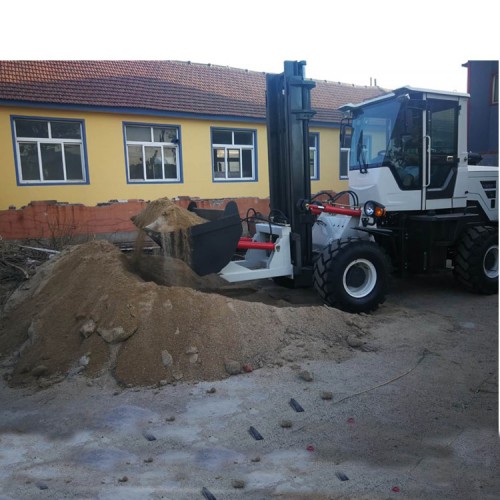 多功能叉車  廠家 貨物堆垛叉車 越野叉車 可以實地試車