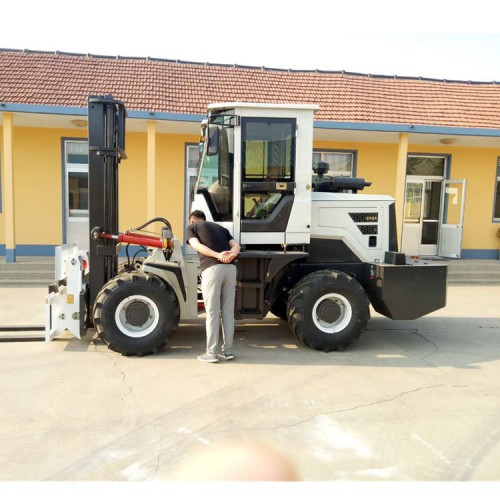 磚塊叉車  四驅叉車 越叉車 行情價格