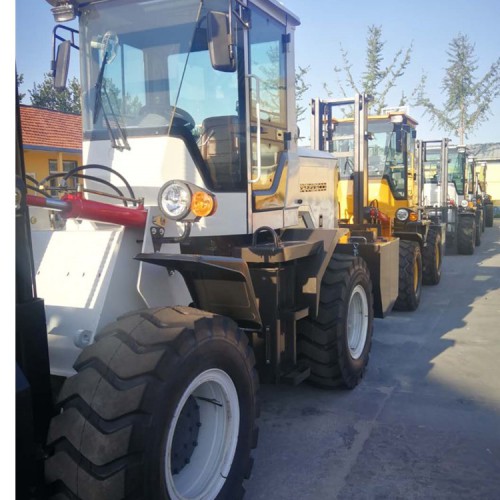 泥濘路叉車  裝鏟斗叉車 吊鉤叉車 堅(jiān)固耐用