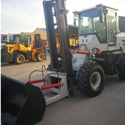 越軟包  山路越叉車 吊鉤叉車 質(zhì)優(yōu)價廉