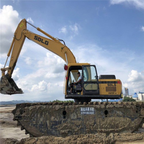 水陸挖掘機(jī)出租