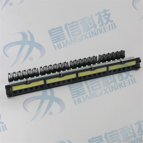 24口屏蔽網(wǎng)絡(luò)配線架圖片