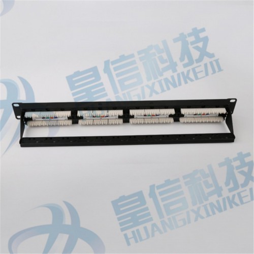 24口高密度Cat5e超五類非屏蔽（UTP）直通型網(wǎng)絡配線架