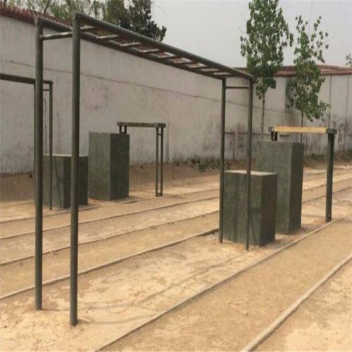 廠家直銷軍用器材 部隊400米障礙訓練器材 輪胎墻尺寸報價