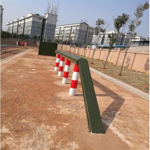 部隊(duì)拓展器材，可移動(dòng)400米障礙器材