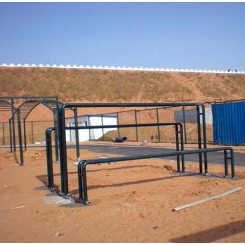 部隊(duì)綜合訓(xùn)練場(chǎng)器材，軍用障礙設(shè)施價(jià)格