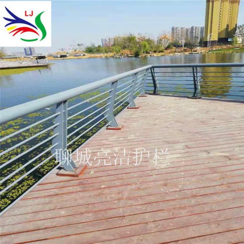 燈光橋梁護(hù)欄