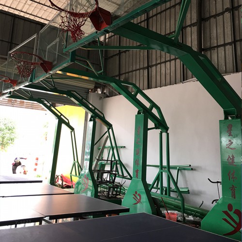 籃球架廠家 移動式籃球架多少錢一對？