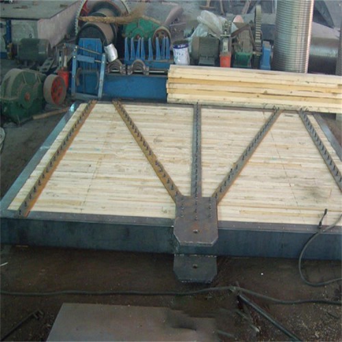 海鷹 高防腐木制閘門 松木機閘一體閘門 低成本 低維護