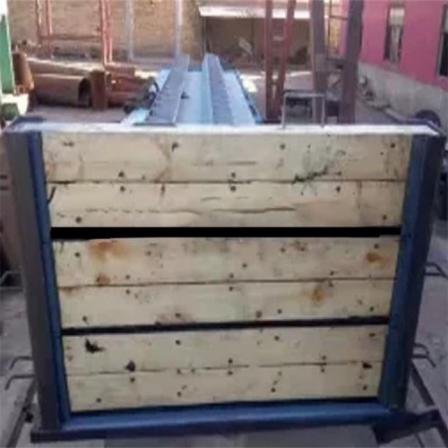 海鷹 軟密封木制閘門 木質疊梁閘門 木頭閘門 高防腐 低維護