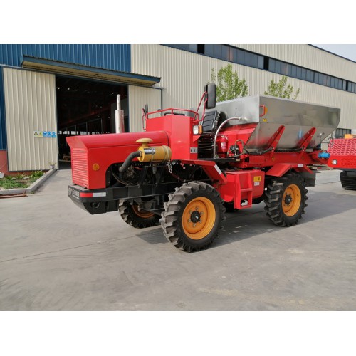 廠家直銷四輪自走撒糞機(jī)  輪式自走撒肥機(jī) 有機(jī)肥施肥機(jī)