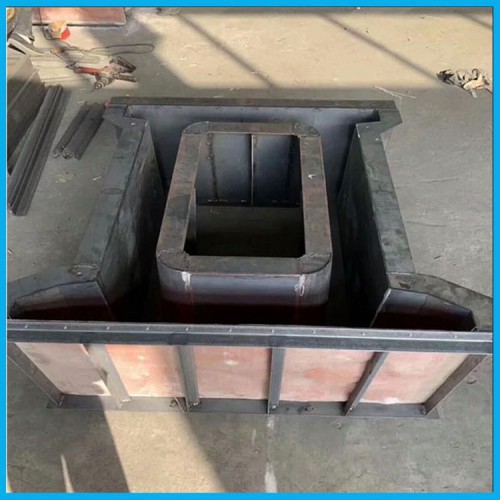 提供河道植草磚模具現(xiàn)貨 河道植草磚護(hù)坡模具定做