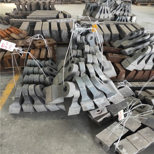 礦山沙廠打沙機甩錘高鉻合金耐磨錘頭雙金屬復合錘破碎機耐磨錘頭