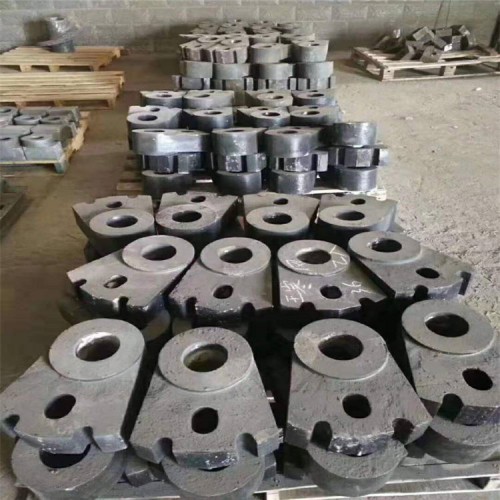 持久耐用高錳鋼襯板粉碎機篩板錘式打砂機甩錘